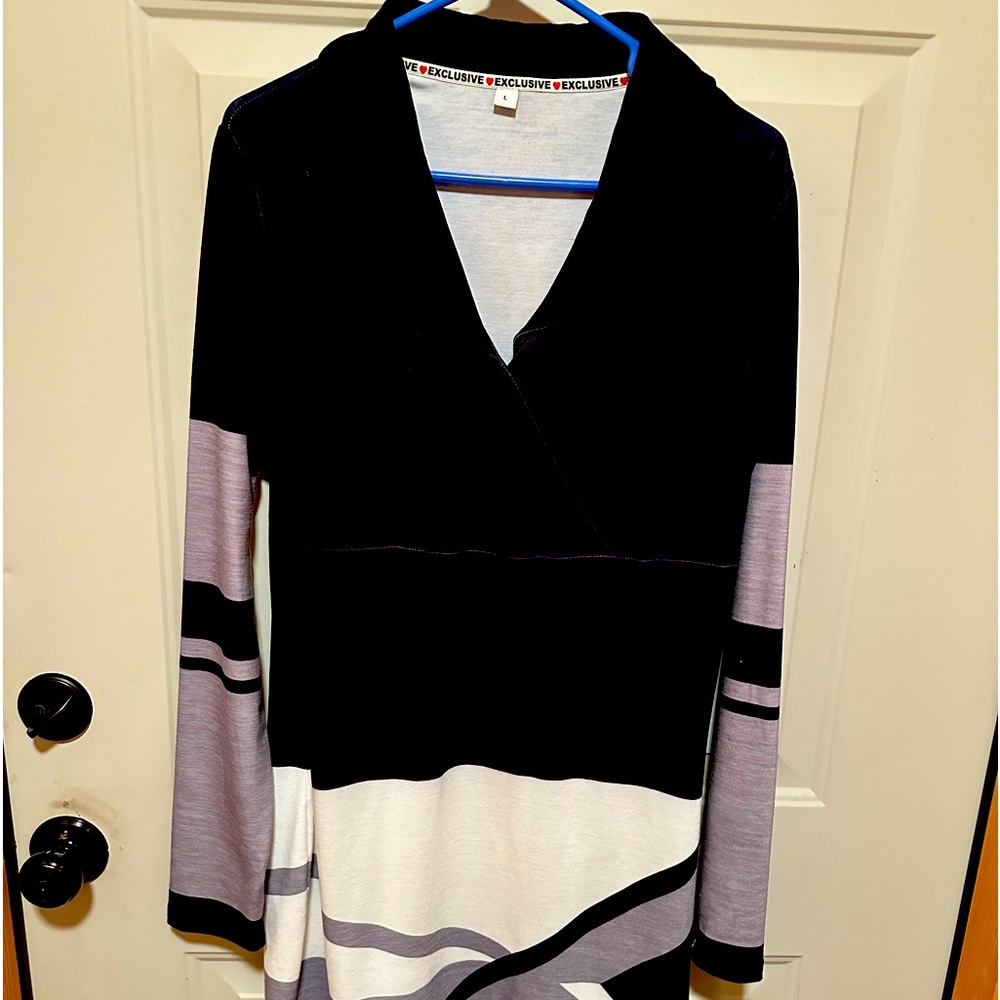 Black white and grey dress.

Size large